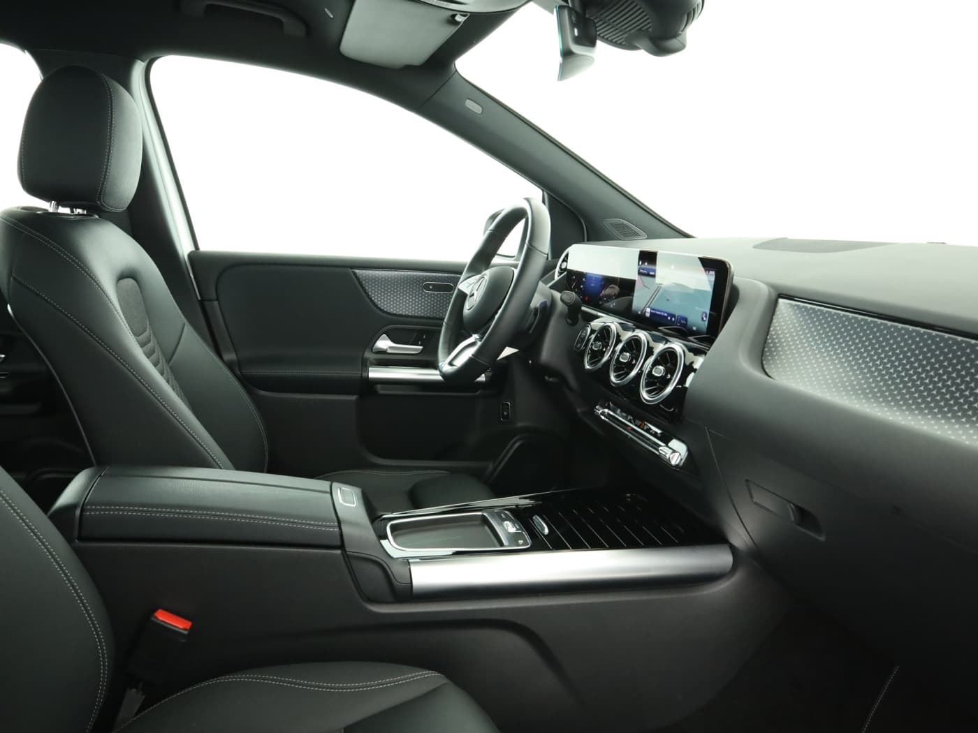 Mercedes-Benz B 180 Bild 17