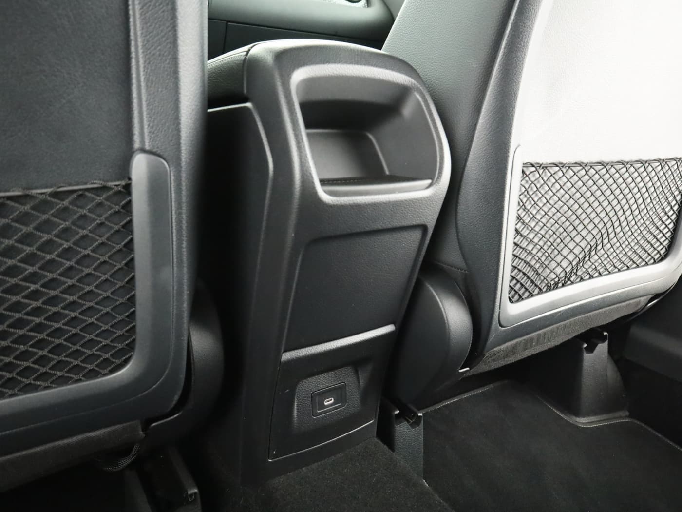 Mercedes-Benz B 180 Bild 23