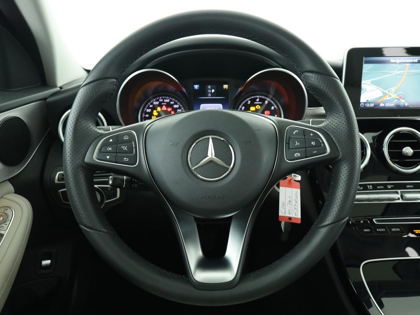 Mercedes-Benz C 200 Bild 11