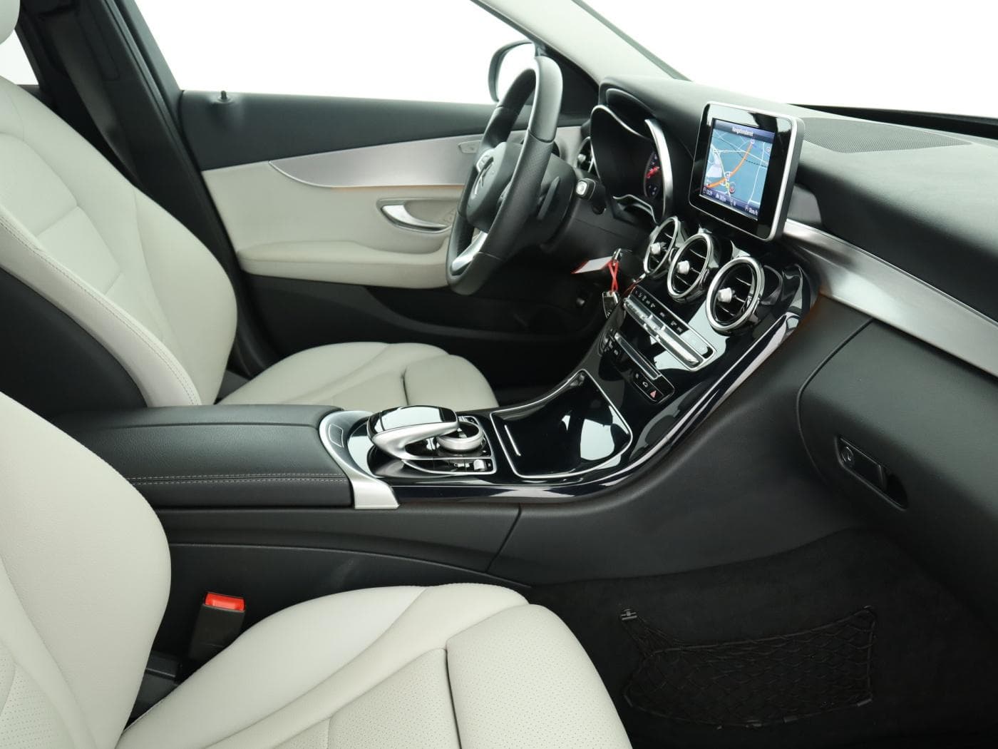 Mercedes-Benz C 200 Bild 17
