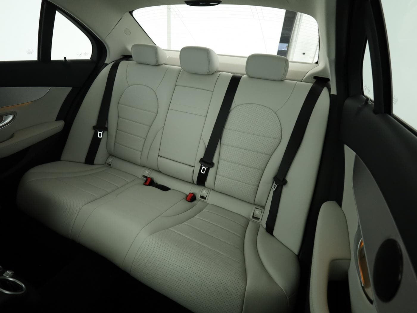 Mercedes-Benz C 200 Bild 18