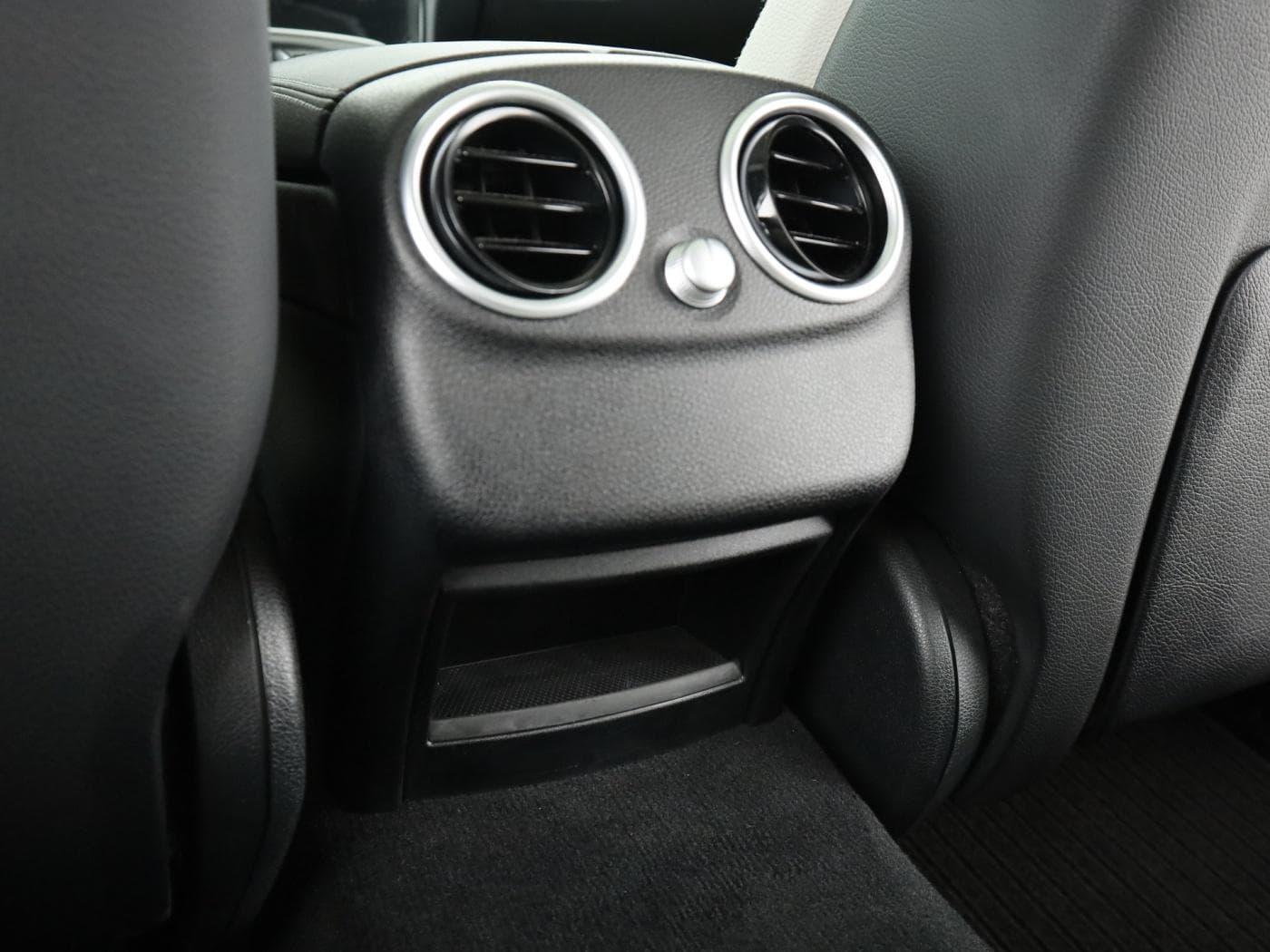 Mercedes-Benz C 200 Bild 22
