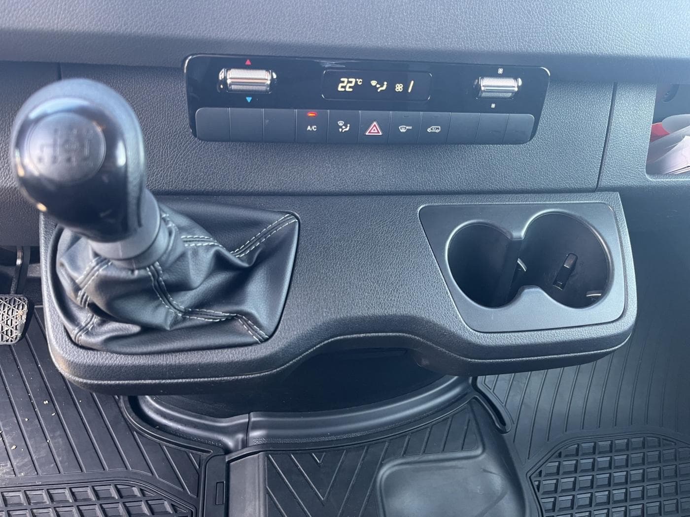 Mercedes-Benz Sprinter 319 CDI Pr. Schiebeplane Bild 13
