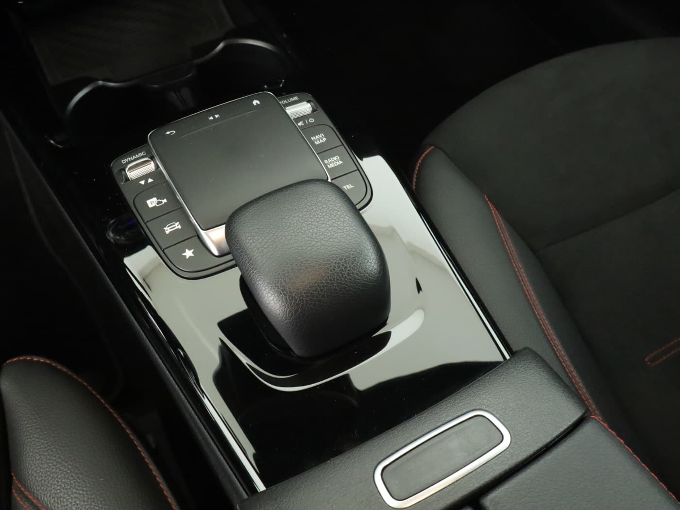 Mercedes-Benz CLA 200 SB Bild 15