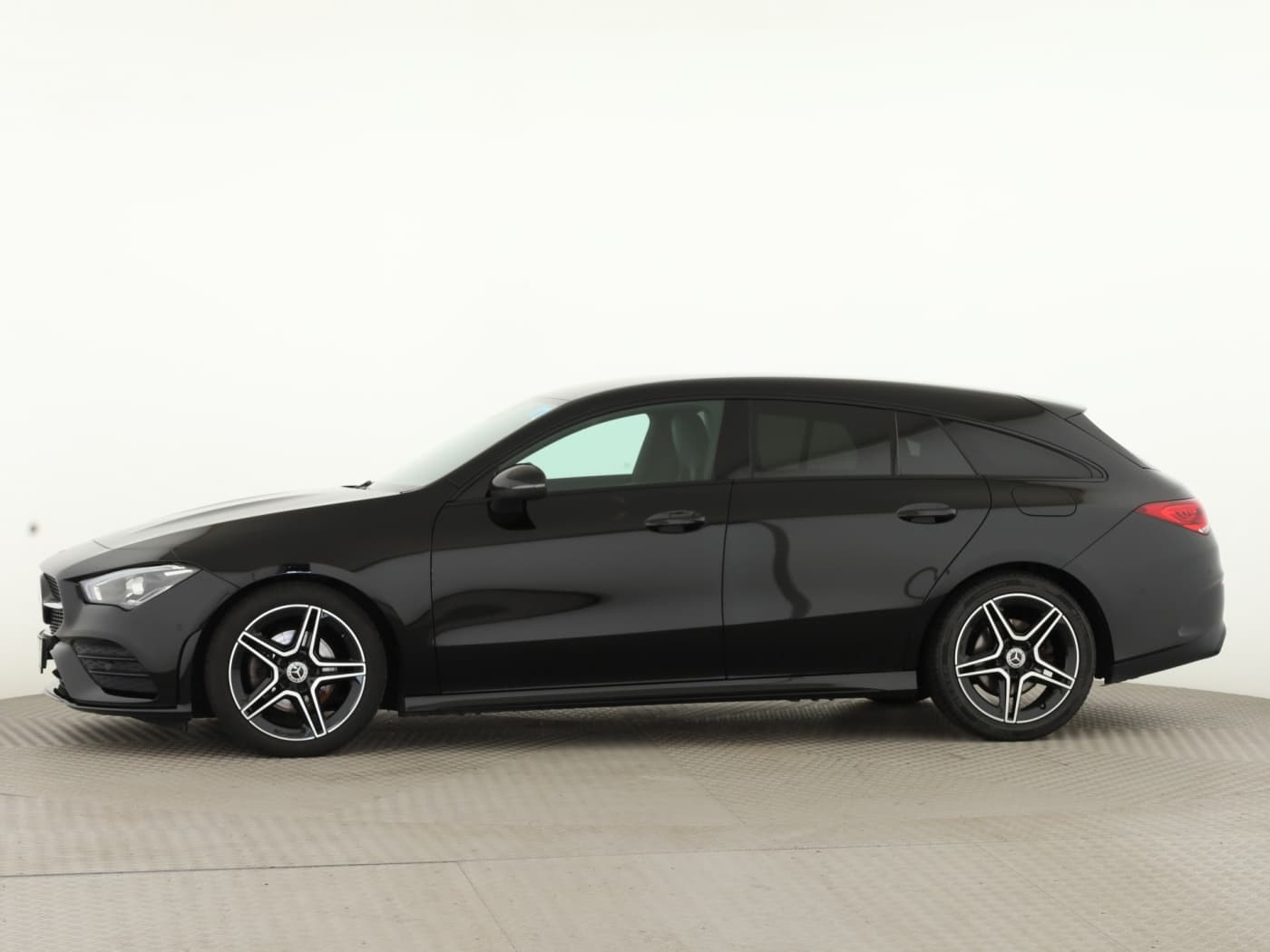 Mercedes-Benz CLA 200 SB Bild 7