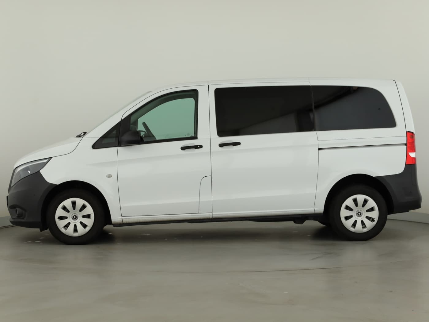 Mercedes-Benz Vito 116 CDI Tourer 2 x Schiebetür Bild 7