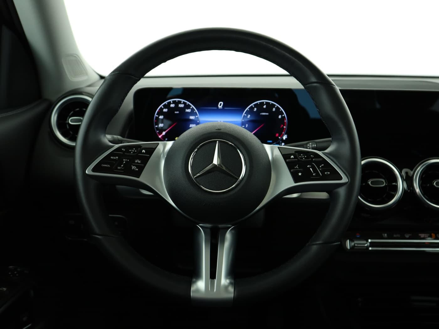 Mercedes-Benz GLB 180 Bild 11