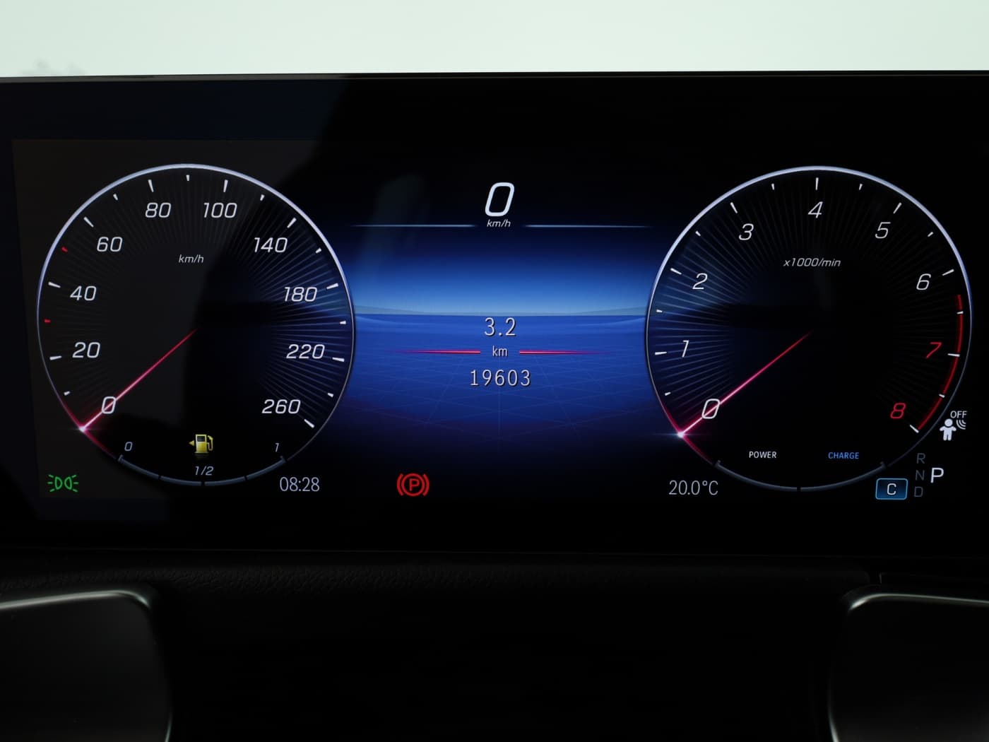 Mercedes-Benz GLB 180 Bild 12