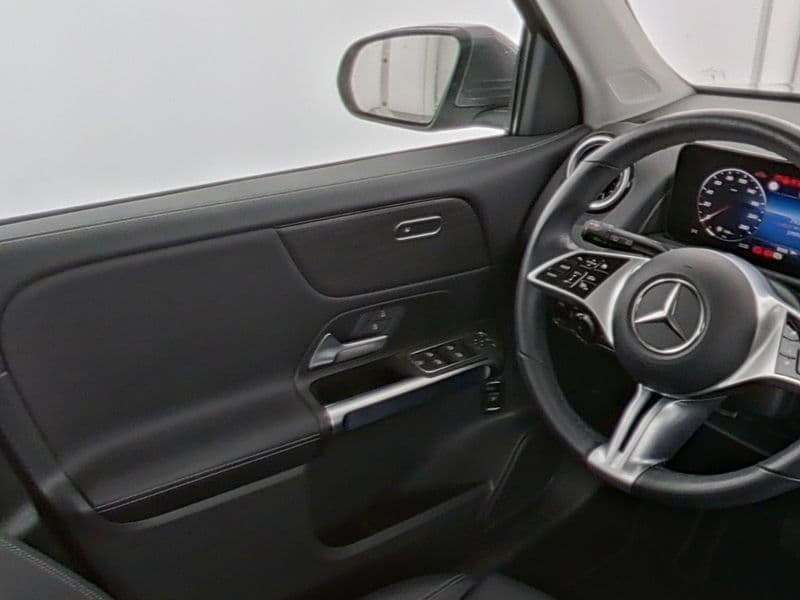 Mercedes-Benz GLB 180 Bild 9