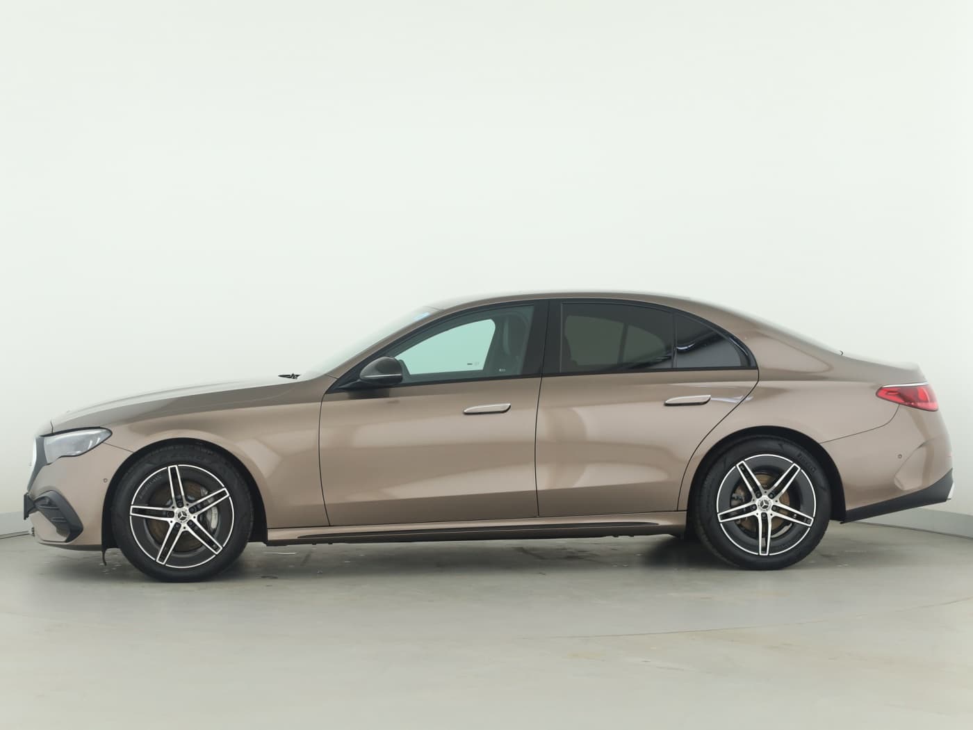 Mercedes-Benz E 220 d Bild 7