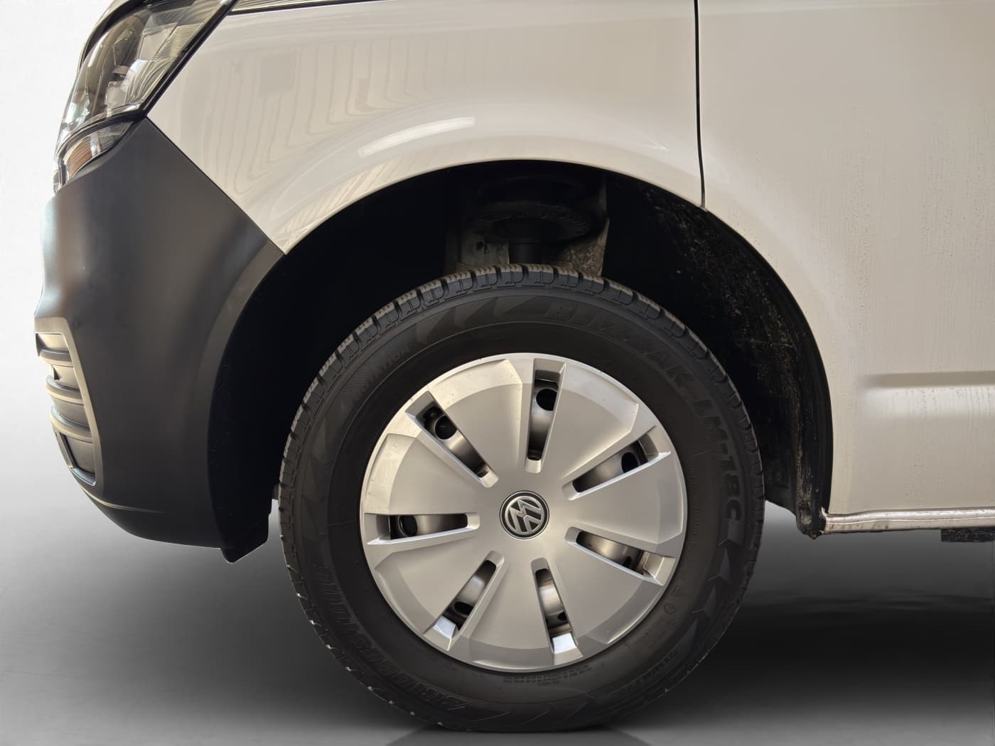 Volkswagen T6.1 2.0 TDI Caravelle Trendline lang Bild 20