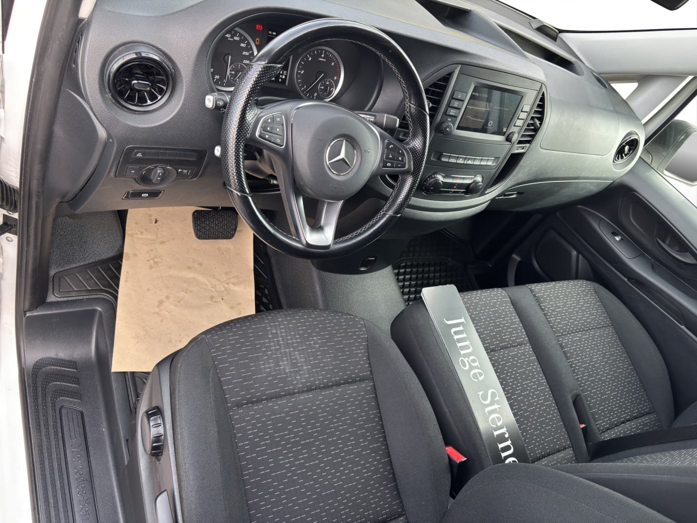 Mercedes-Benz Vito 116 CDI Mixto lang Bild 9