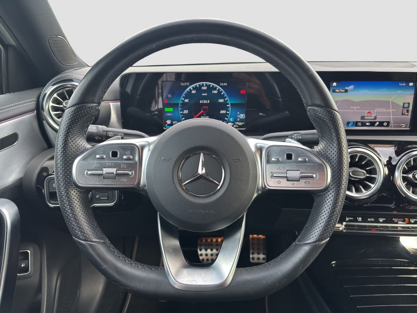 Mercedes-Benz A 250 e Bild 10