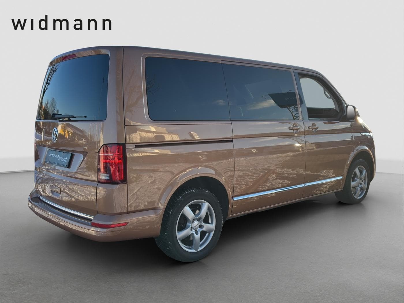 Volkswagen T6.1 2.0 TDI Multivan Generation Six Bild 3