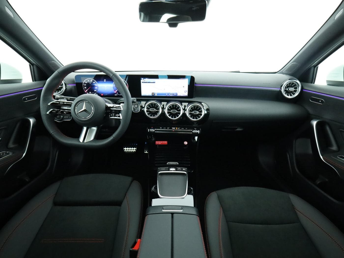 Mercedes-Benz A 180 d Bild 19