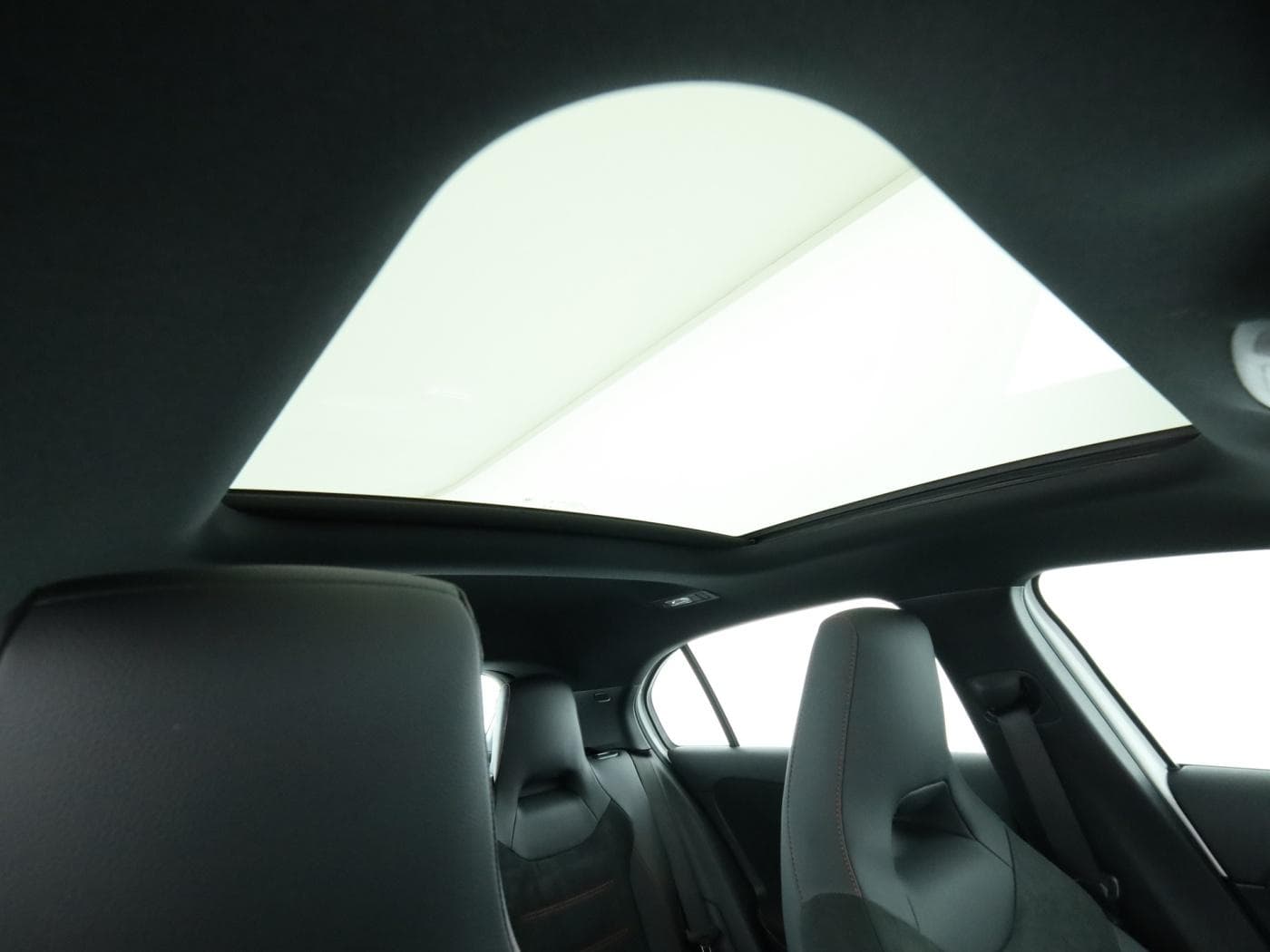 Mercedes-Benz A 180 d Bild 21