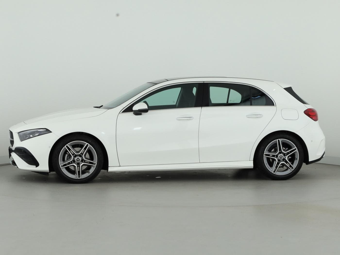 Mercedes-Benz A 180 d Bild 7