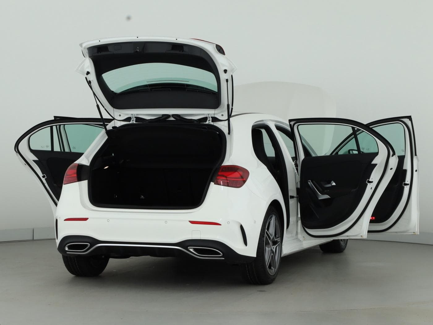 Mercedes-Benz A 180 d Bild 9