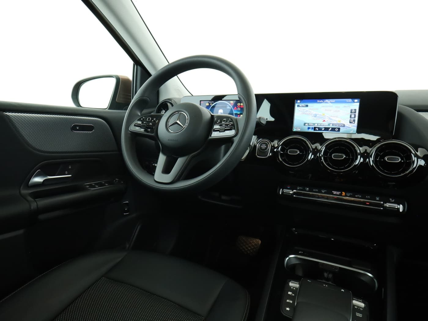 Mercedes-Benz B 250 e Bild 10