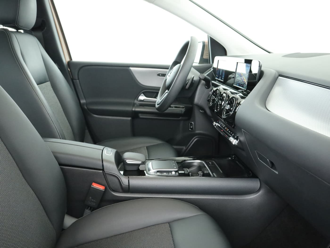 Mercedes-Benz B 250 e Bild 17