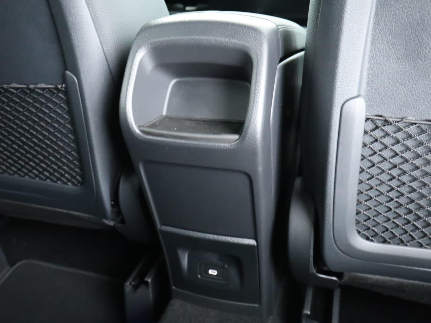Mercedes-Benz B 200 Bild 23