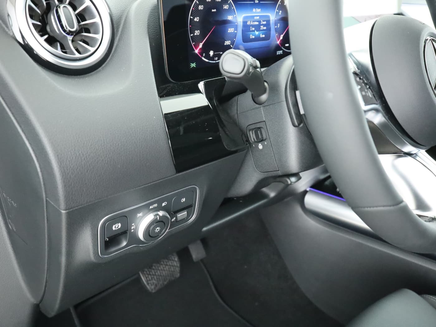 Mercedes-Benz B 200 Bild 25