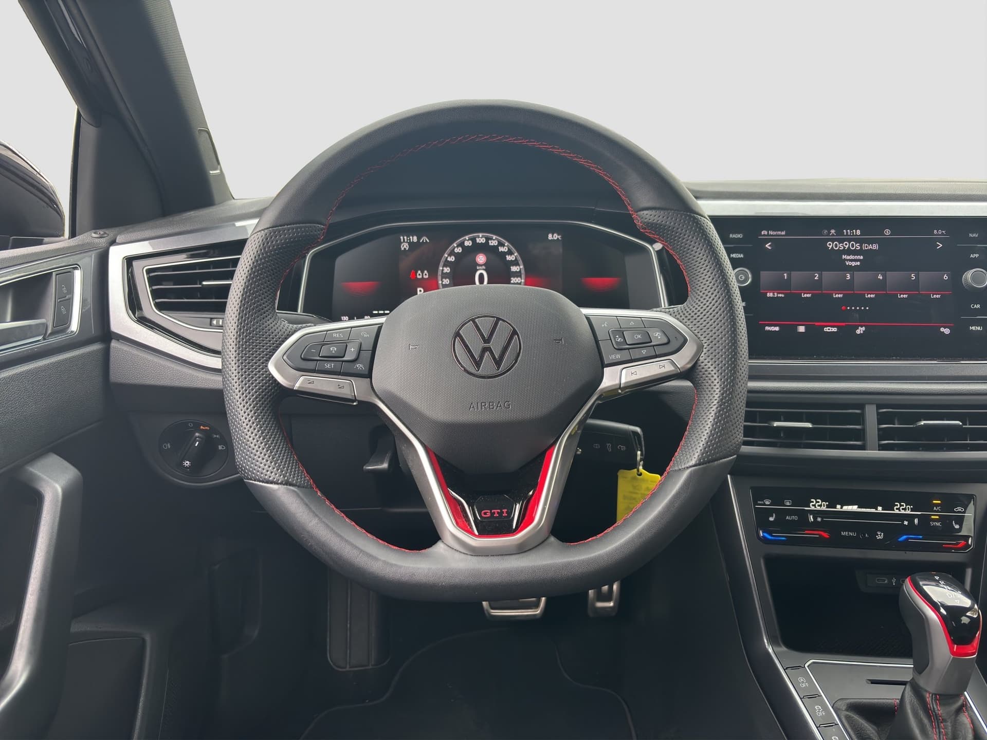 Volkswagen POLO GTI 2.0 TSI 207 PS DSG ACC APP Bild 10