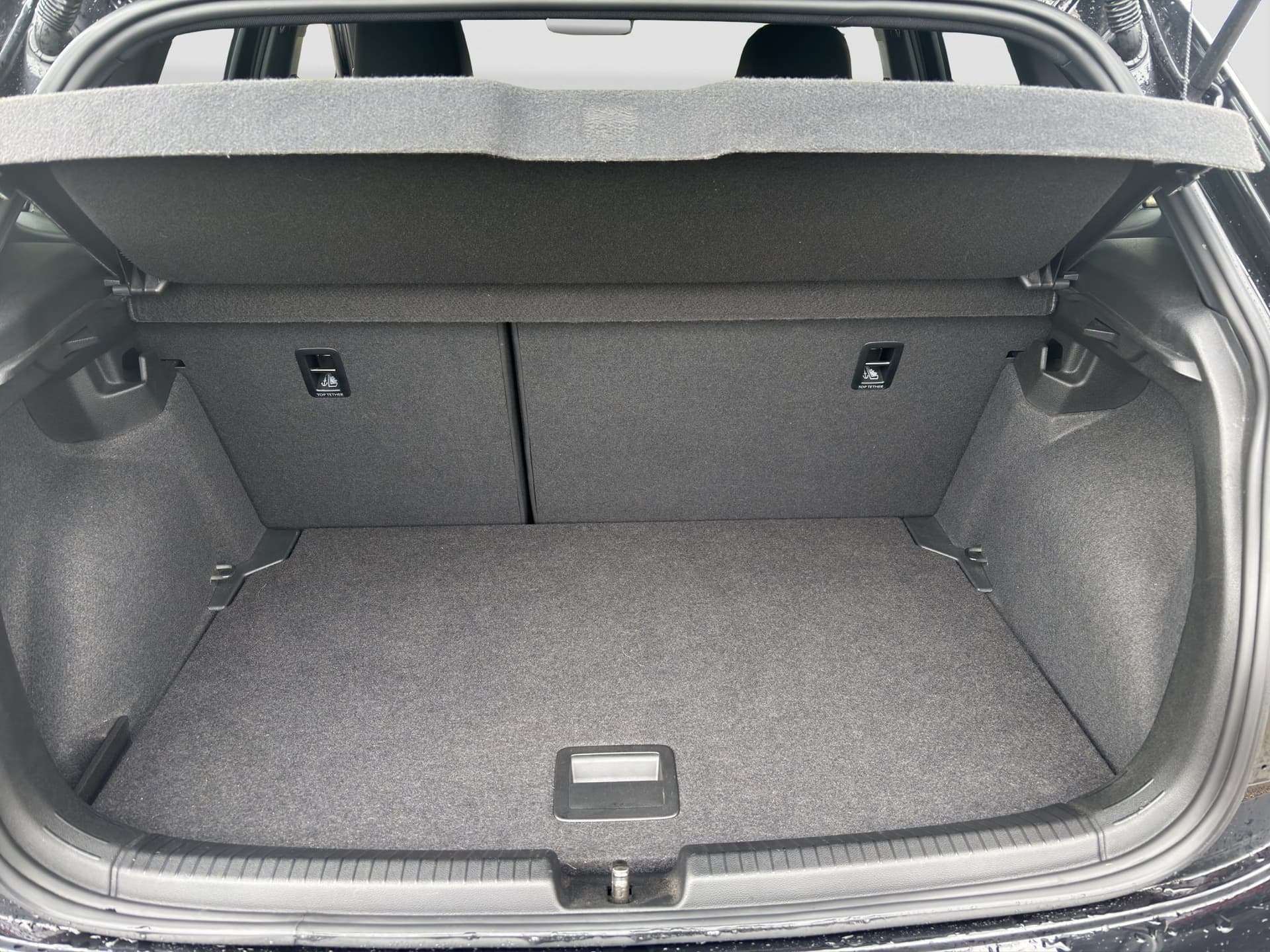 Volkswagen POLO GTI 2.0 TSI 207 PS DSG ACC APP Bild 15