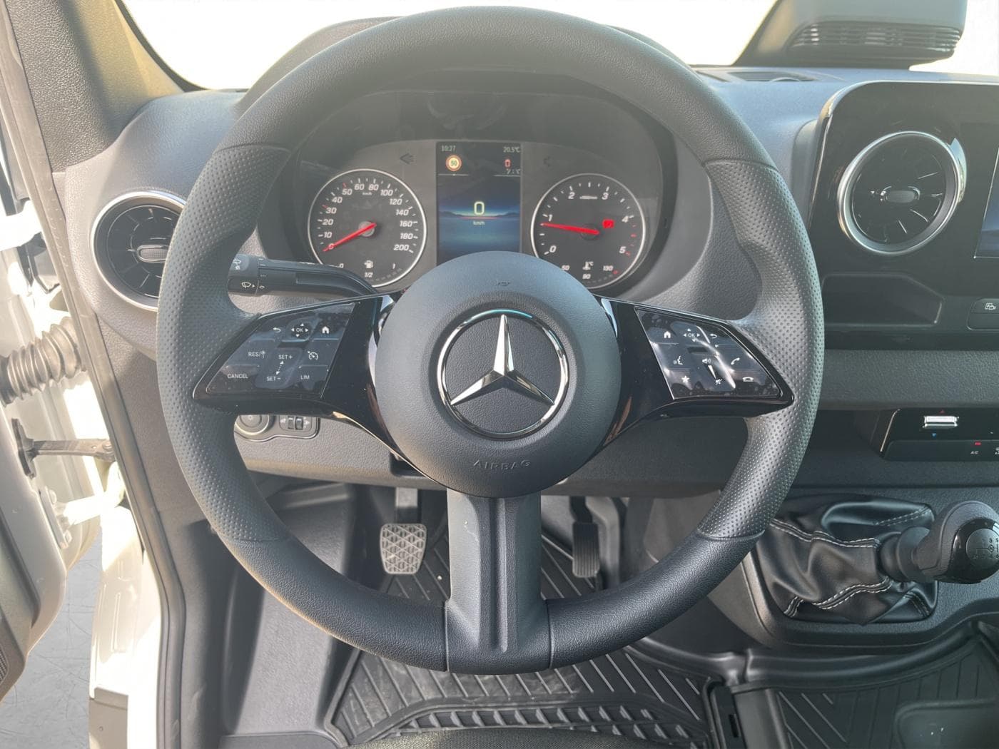 Mercedes-Benz Sprinter 317 CDI Kasten Bild 10