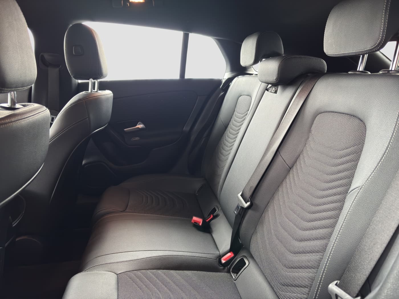 Mercedes-Benz CLA 180 SB Bild 15