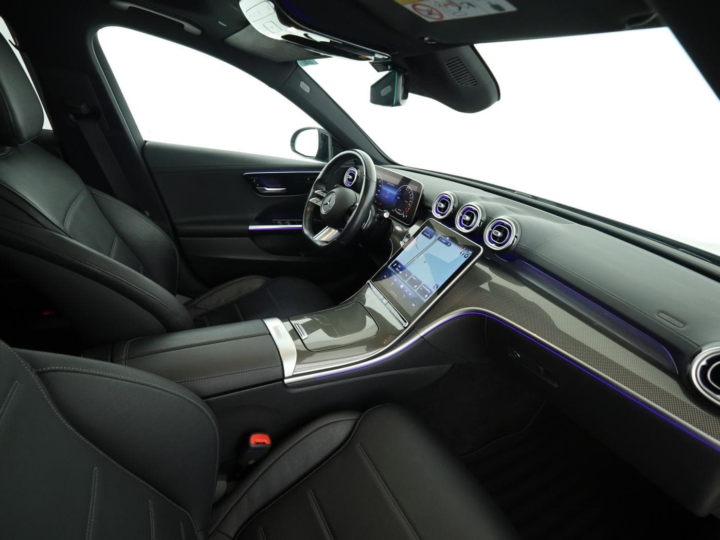 Mercedes-Benz C 300 e T Bild 17