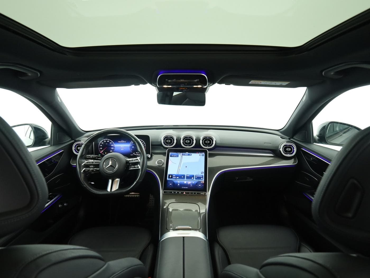 Mercedes-Benz C 300 e T Bild 19