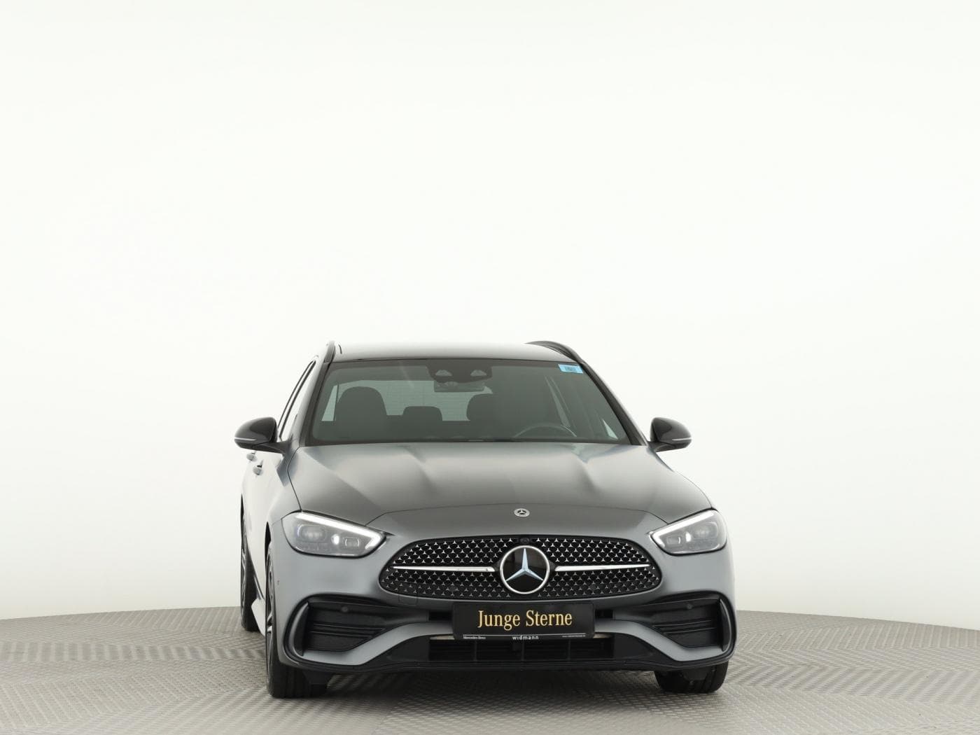 Mercedes-Benz C 300 e T Bild 3