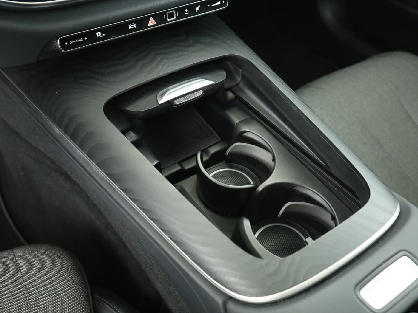 Mercedes-Benz E 220 d Bild 15