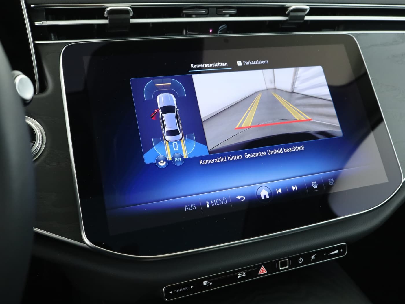 Mercedes-Benz E 220 d Bild 26