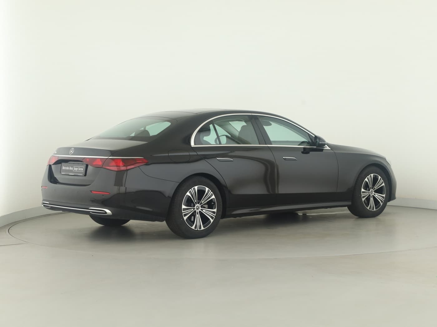 Mercedes-Benz E 220 d Bild 6