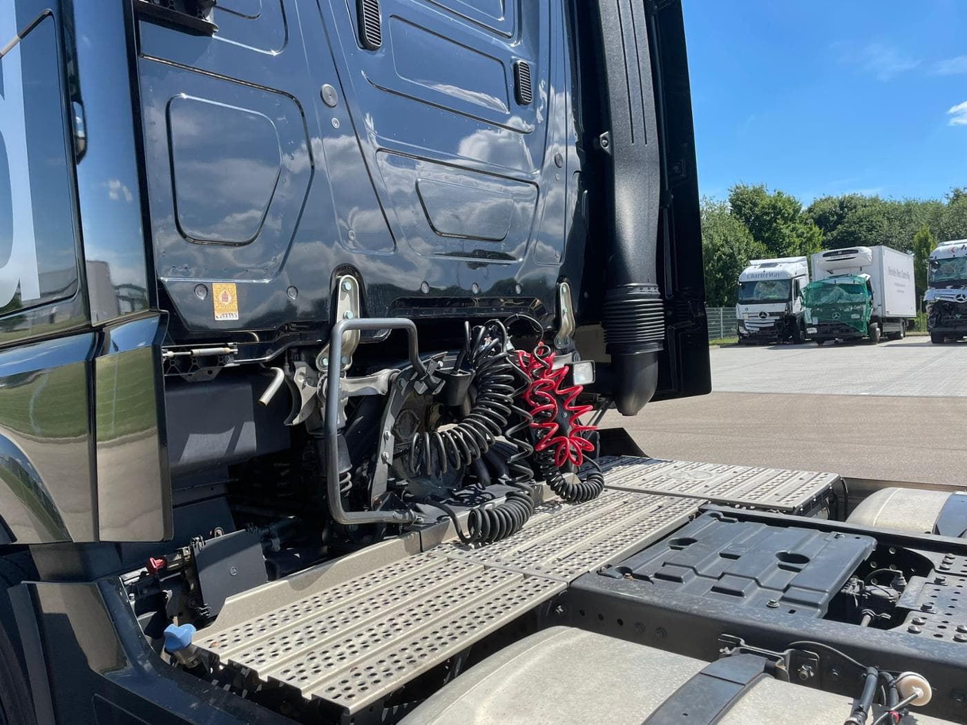Mercedes-Benz Actros 1851 LS BigSpace Bild 4