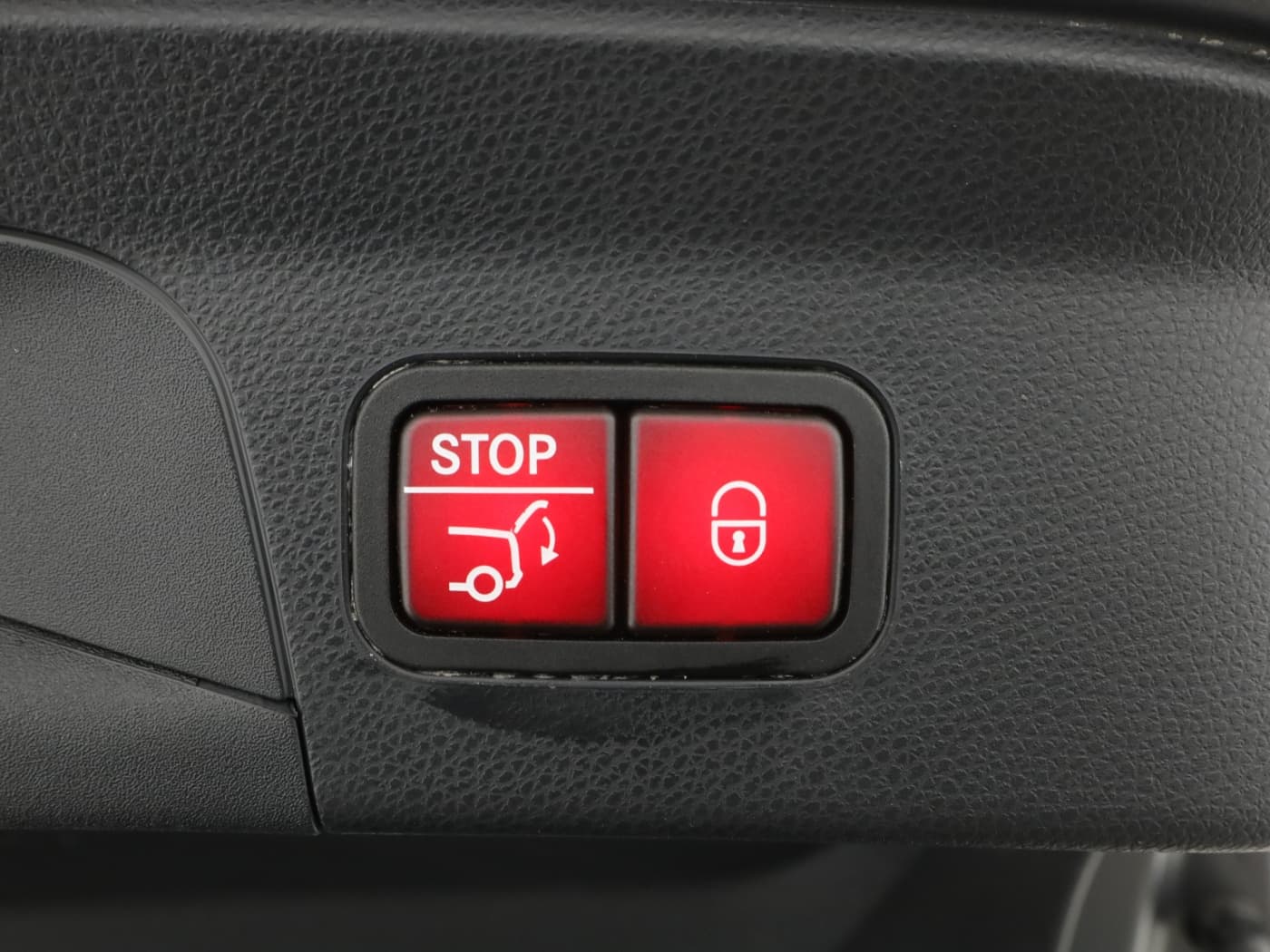 Mercedes-Benz GLC 300 de 4M Coup Bild 23