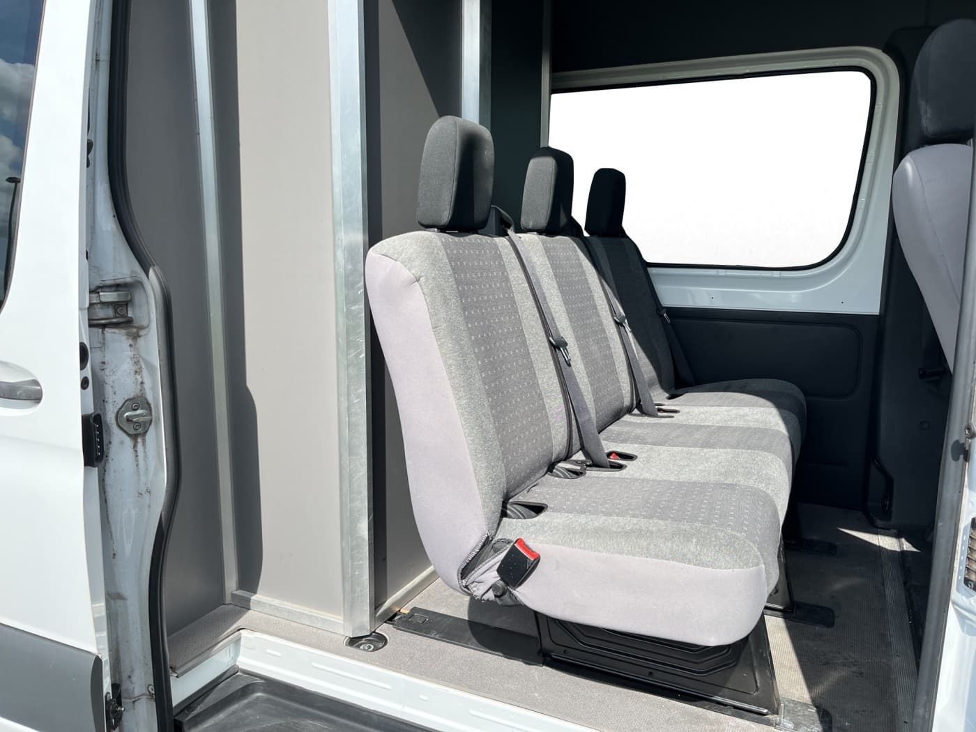 Mercedes-Benz Sprinter 316 CDI Mixto lang Bild 12
