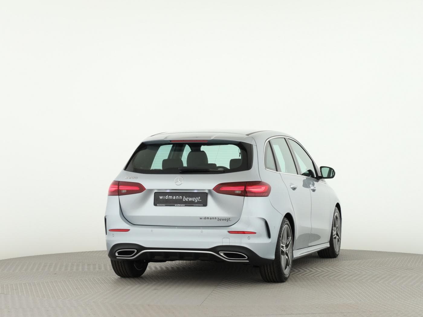 Mercedes-Benz B 200 Bild 2