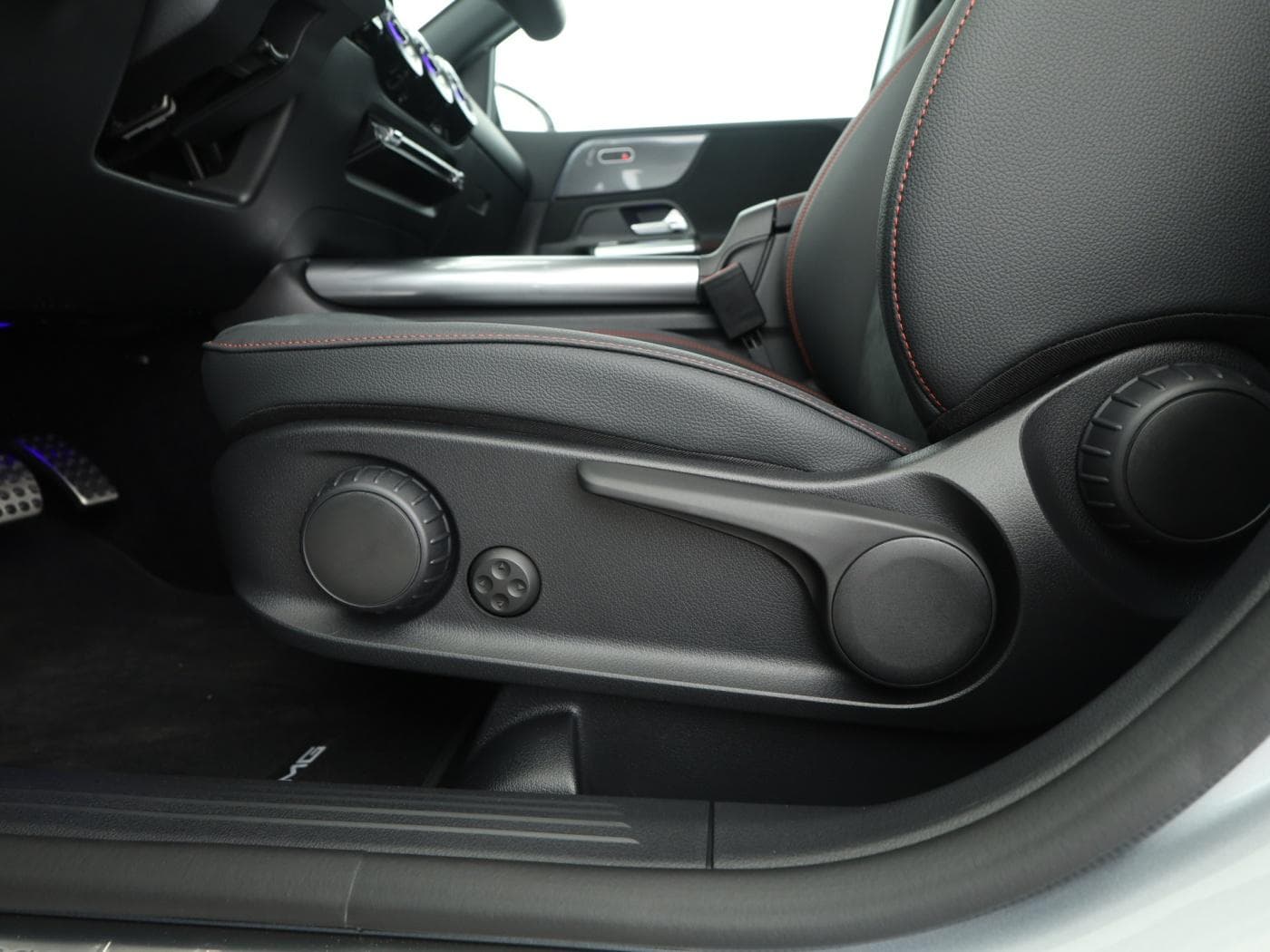 Mercedes-Benz B 200 Bild 29