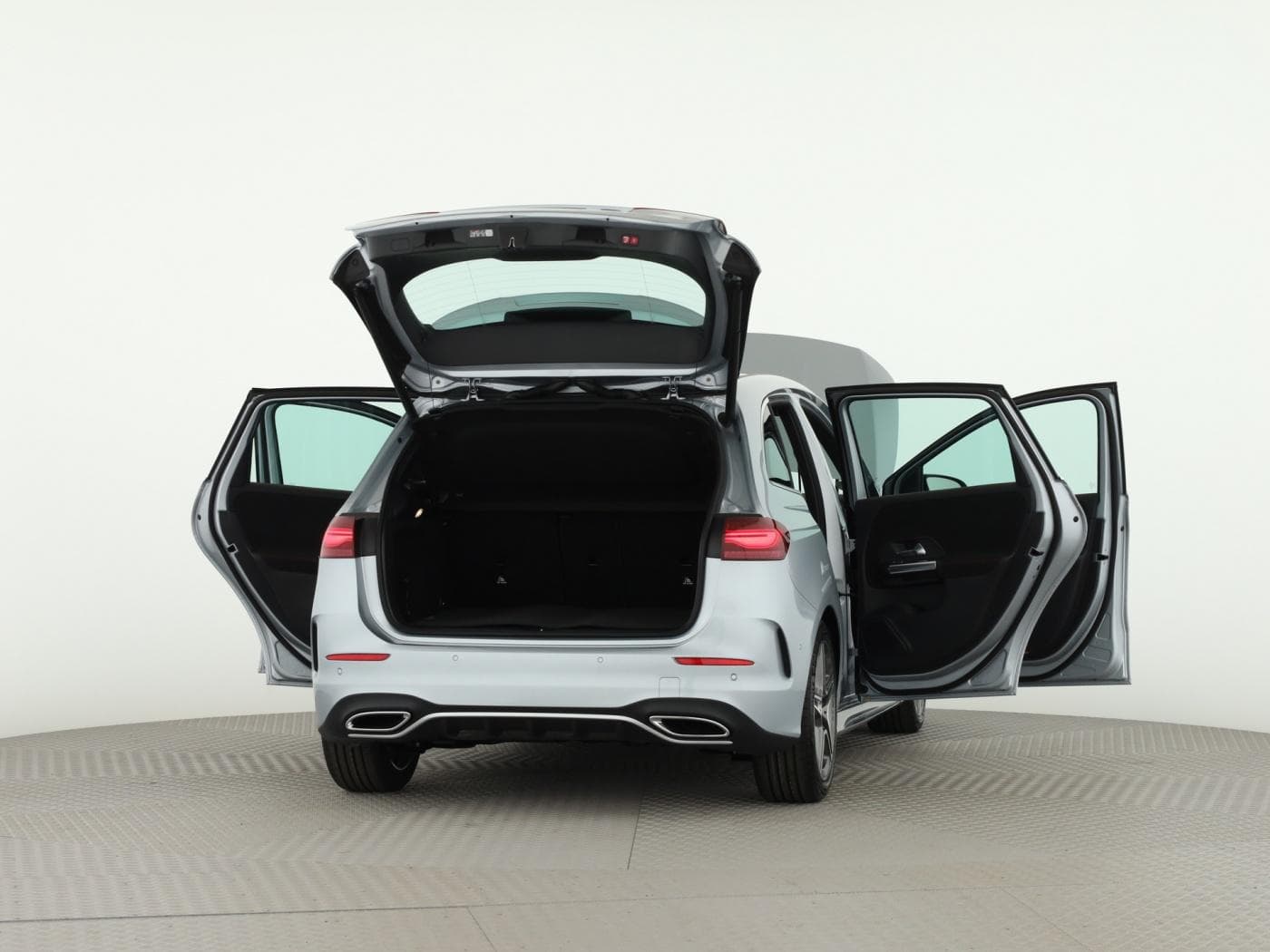 Mercedes-Benz B 200 Bild 9