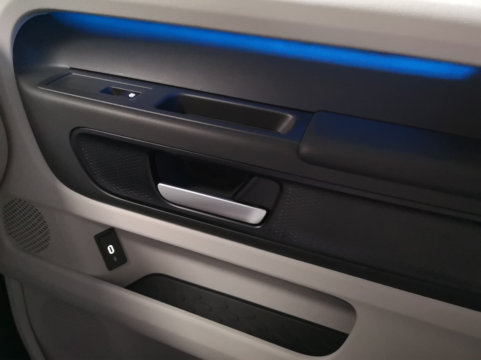 Volkswagen ID. Buzz Pro ENERGY LR Bild 14