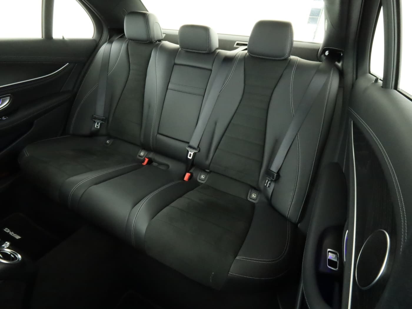 Mercedes-Benz E 400 d 4M Bild 18