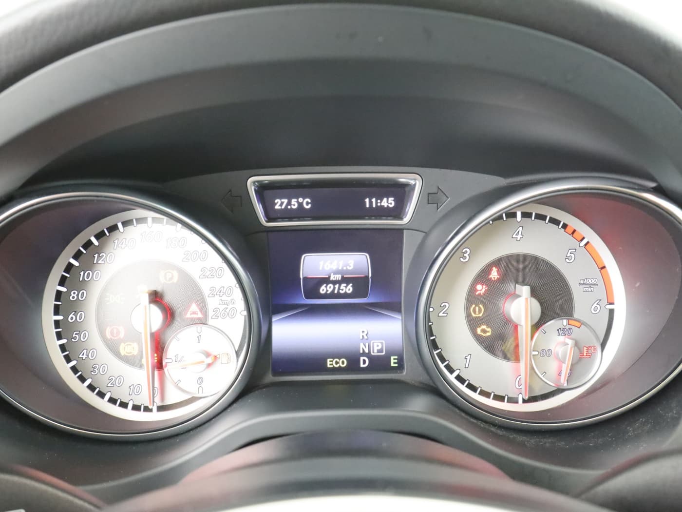 Mercedes-Benz GLA 220 CDI 4M Bild 12