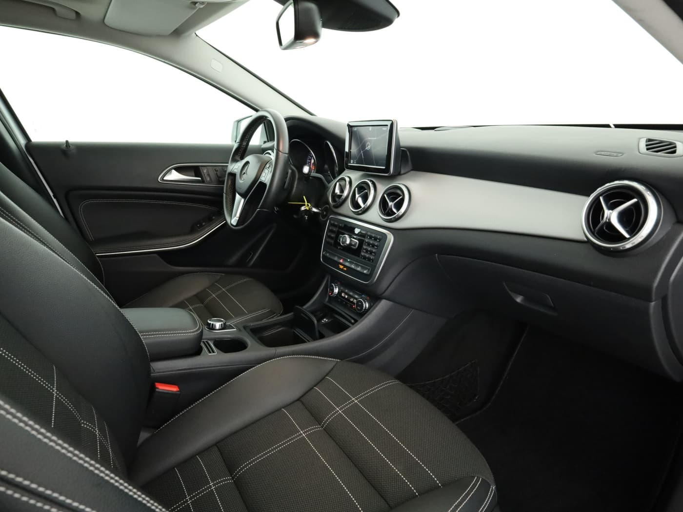 Mercedes-Benz GLA 220 CDI 4M Bild 17