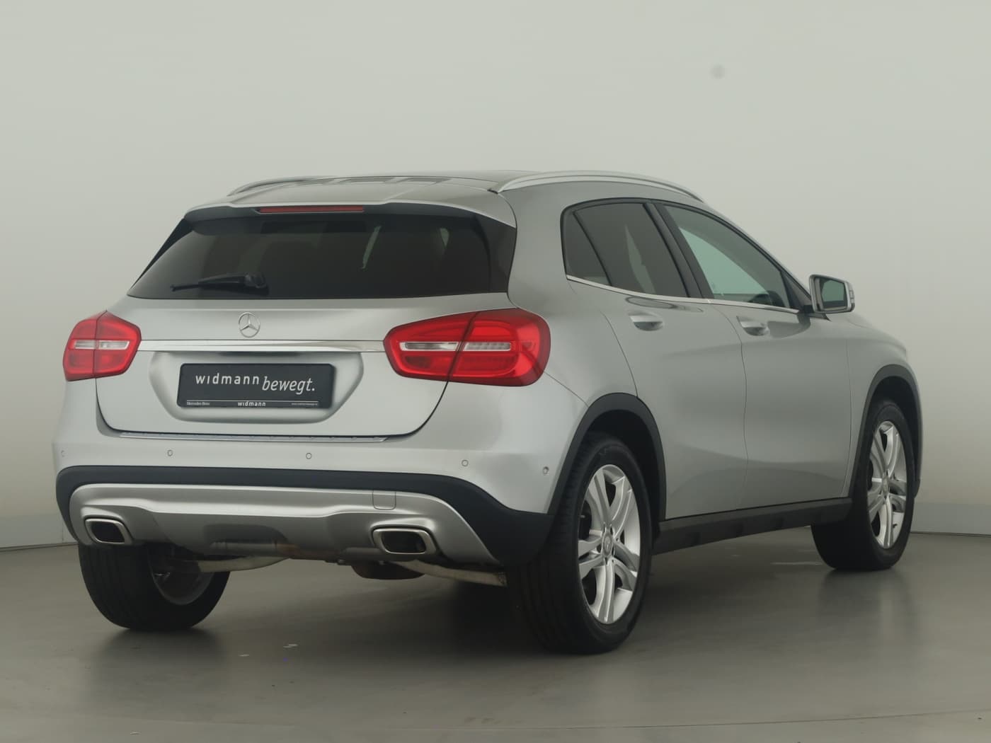 Mercedes-Benz GLA 220 CDI 4M Bild 2