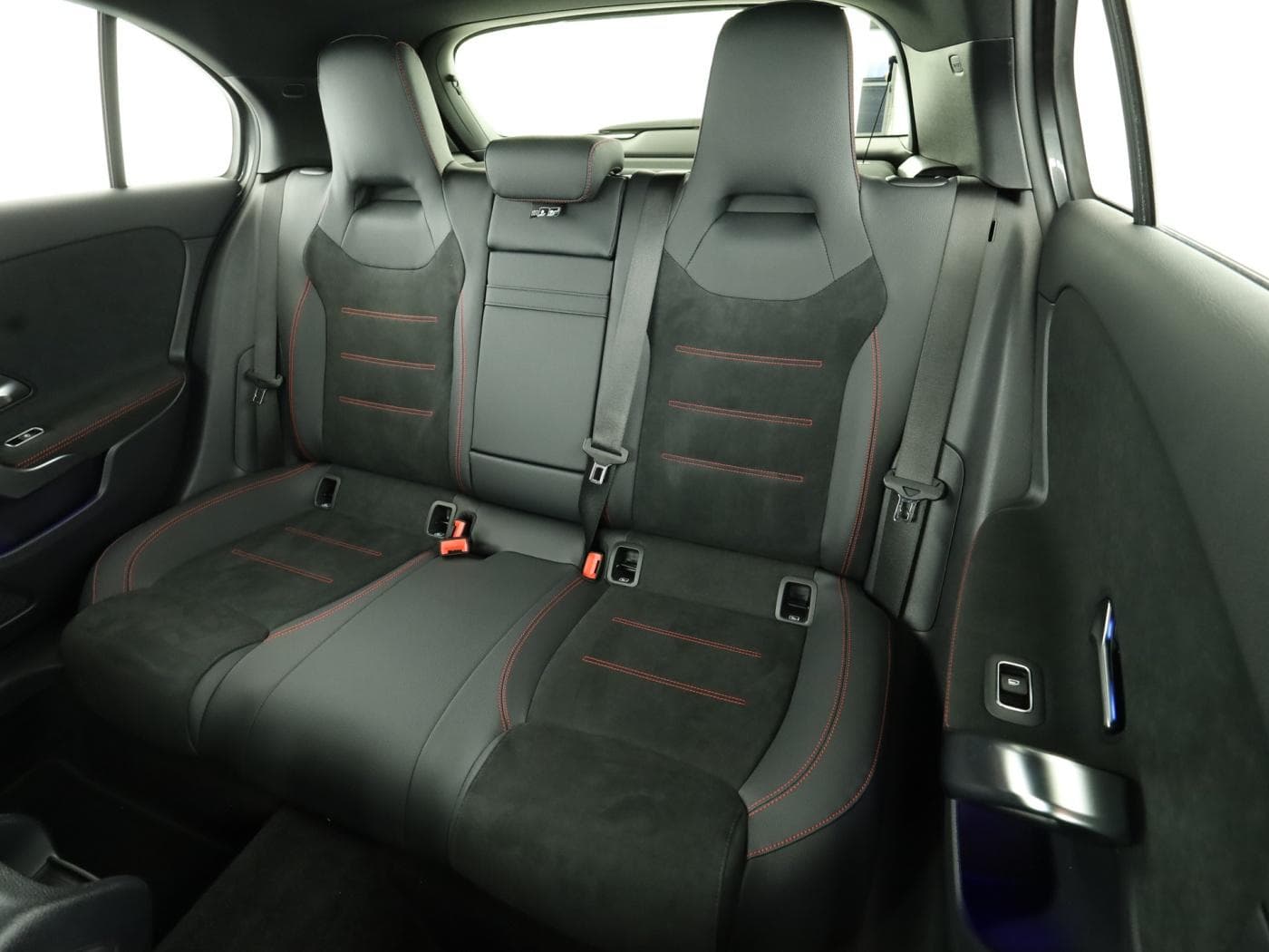 Mercedes-Benz A 200 d Bild 18