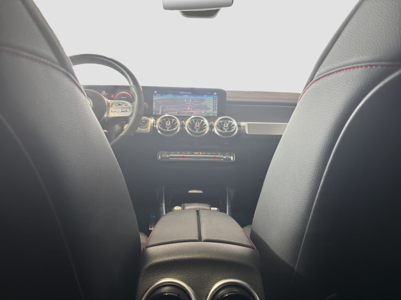 Mercedes-Benz EQB 350 4M Bild 12