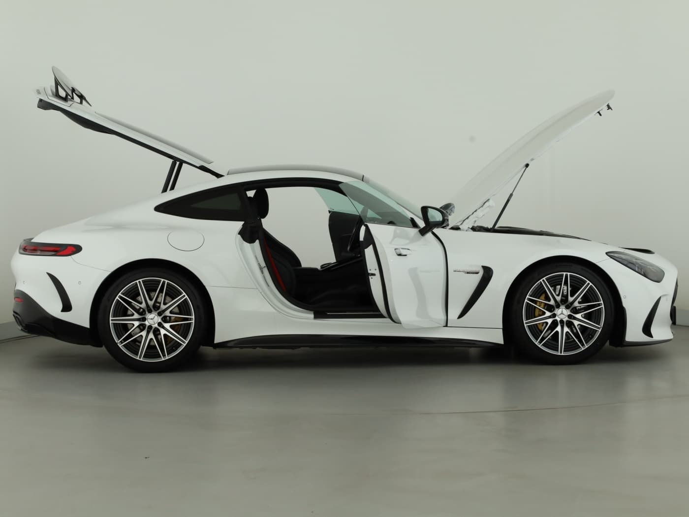 Mercedes-Benz AMG GT 63 4M+ Bild 8